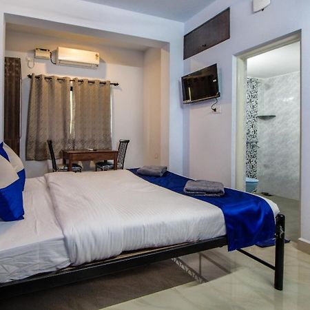 Monteiro Towers Hotel Candolim Buitenkant foto