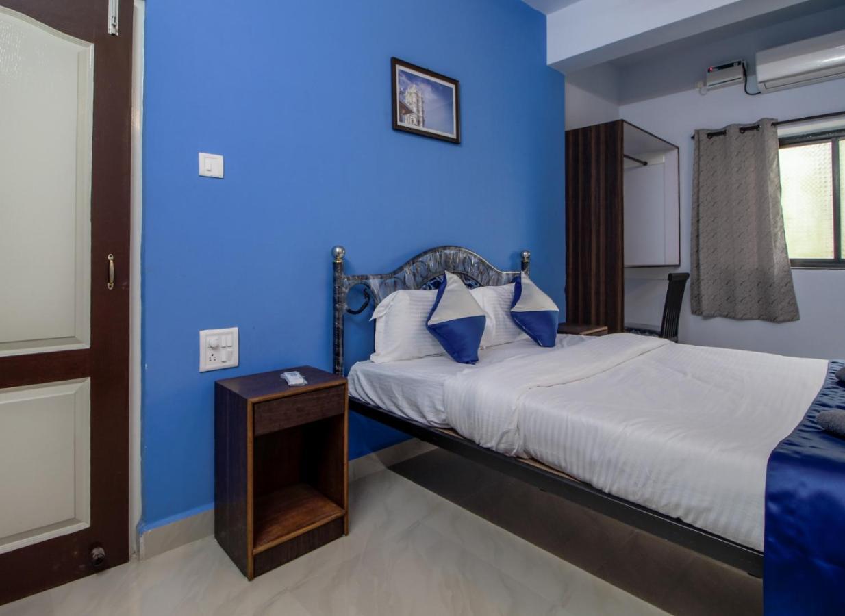Monteiro Towers Hotel Candolim Buitenkant foto