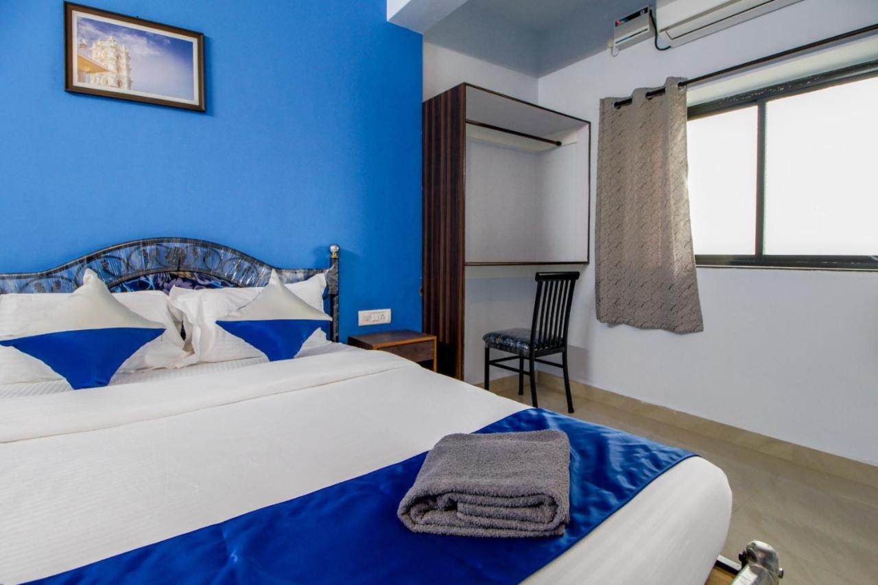 Monteiro Towers Hotel Candolim Buitenkant foto