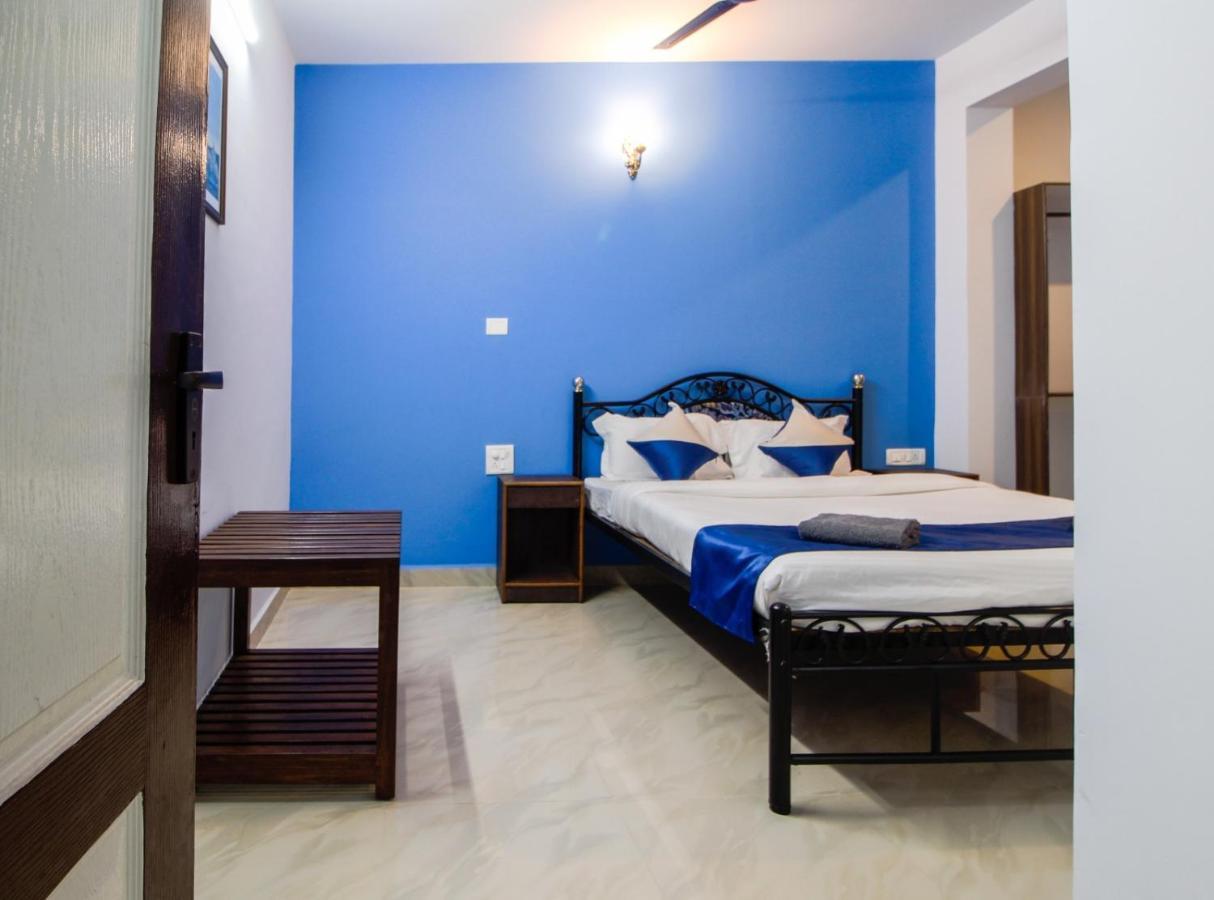 Monteiro Towers Hotel Candolim Buitenkant foto