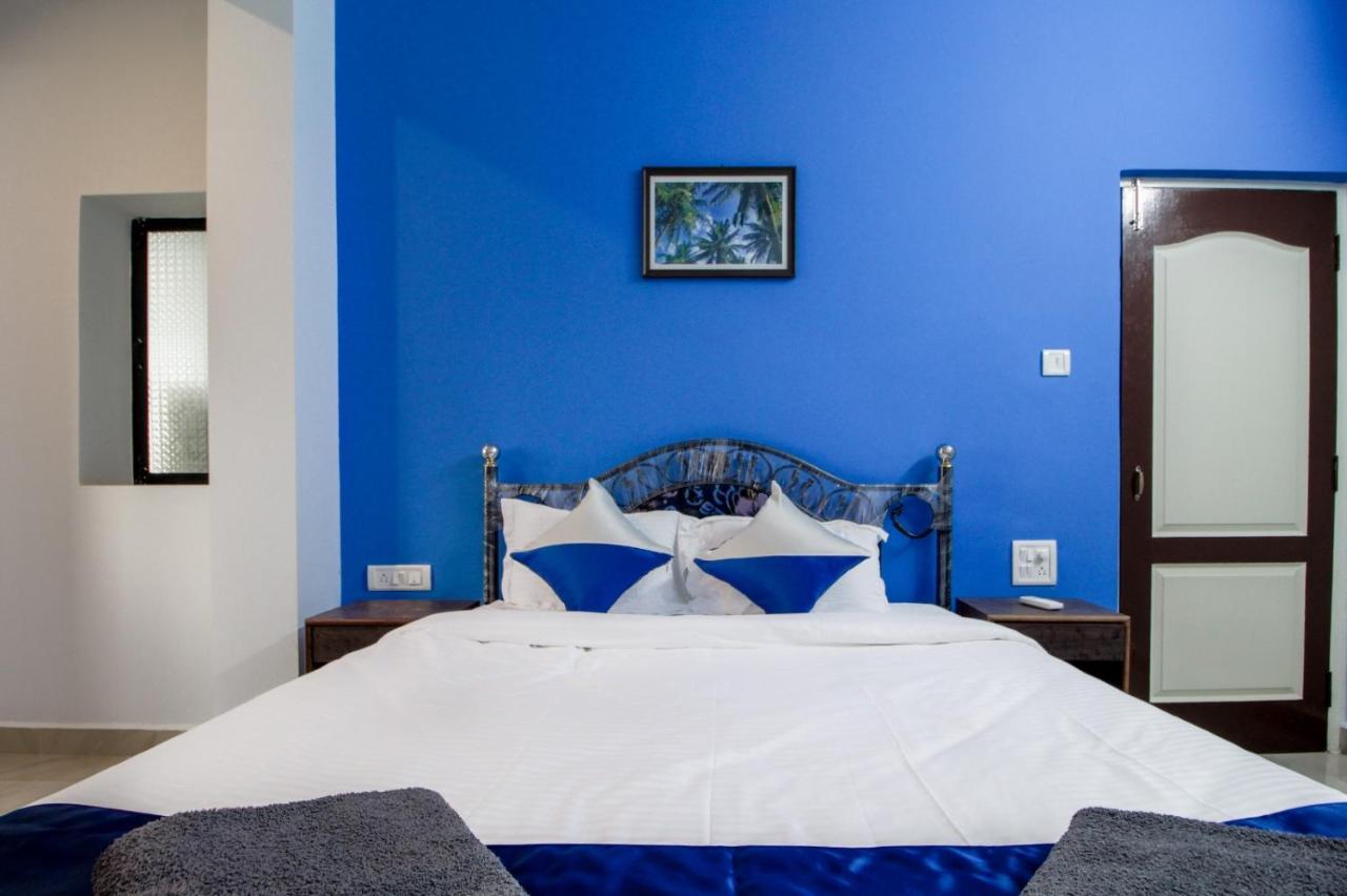 Monteiro Towers Hotel Candolim Buitenkant foto