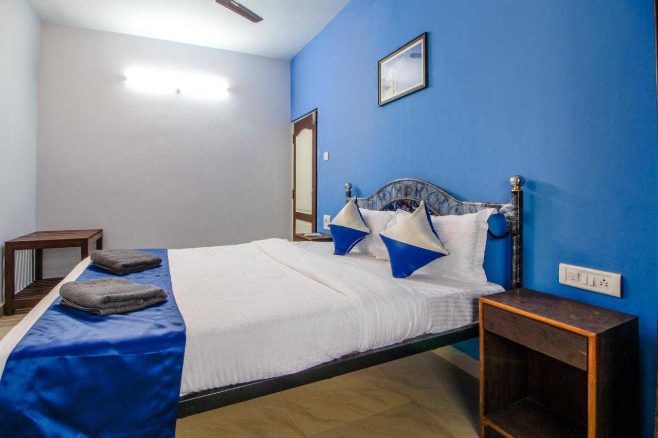 Monteiro Towers Hotel Candolim Buitenkant foto