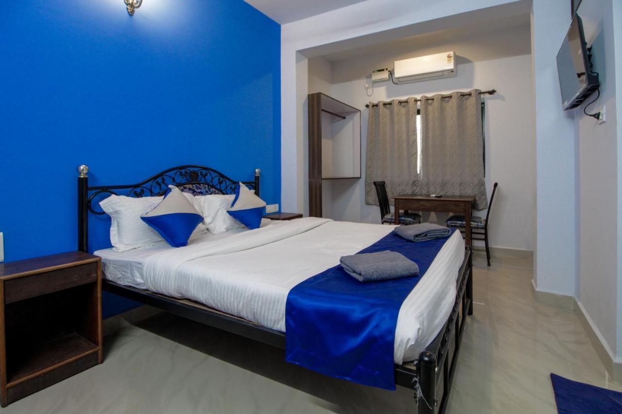 Monteiro Towers Hotel Candolim Buitenkant foto